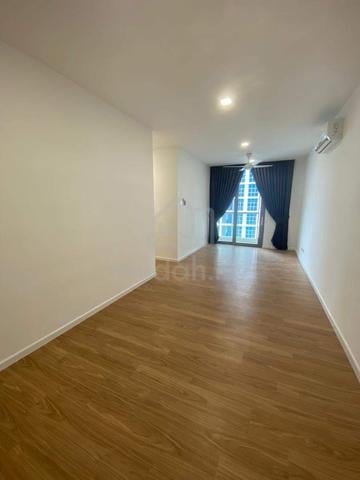 LakeFront Residence 1