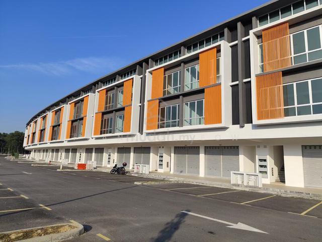 Rawang Bandar Tasik Puteri New Shop Lot For Rent 1