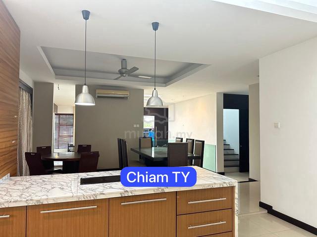 Taman Khidmat | Kolombong | Spacious Land | All Ensuite | FOR RENT 1