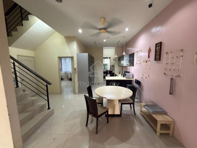 2.5 Storey Terrace House at Bukit Juru for Sale 1