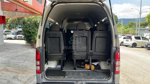 Toyota Hiace Window Van 2.5 (M) 2016 - 5