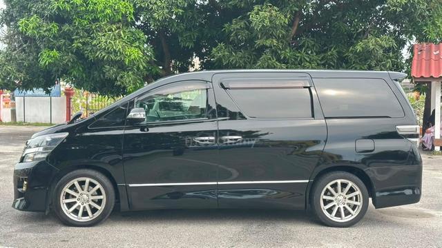 2013 Toyota VELLFIRE 2.4 Z GOLDEN EYES ANH20W - 4