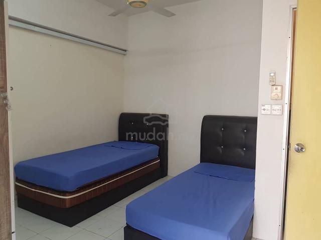 Male Sharing Room W Balcony Brunsfield Seksyen 13 Shah Alam near MSU 1
