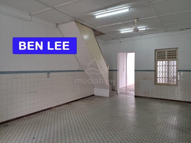 Lebuh Chulia 2101sqft Lorong Chulia Shophouse High customer flow 1