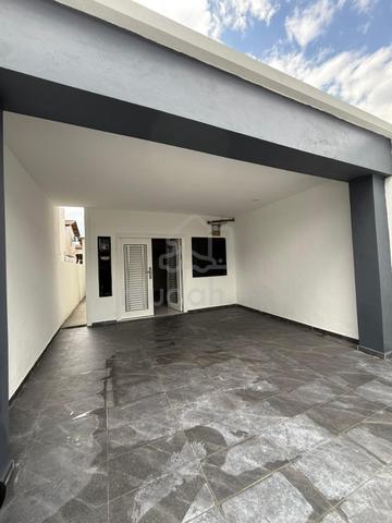 Jual Rumah@Tmn Bukit Ulu Tiram 1
