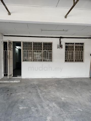 Pengkalan Barat Double Storey 1