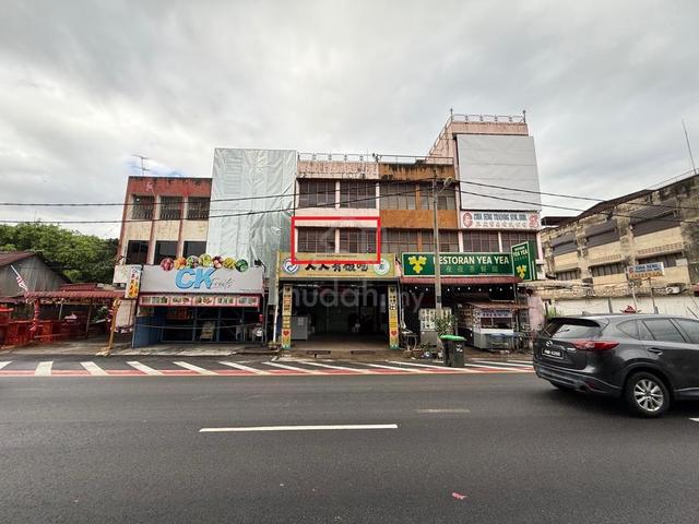 Pekan Lama 1st Floor Shop Facing Road For Rent 1