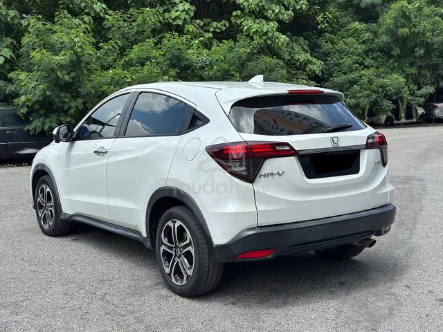 2019 Honda HR-V 1.8 V New facelift - 2
