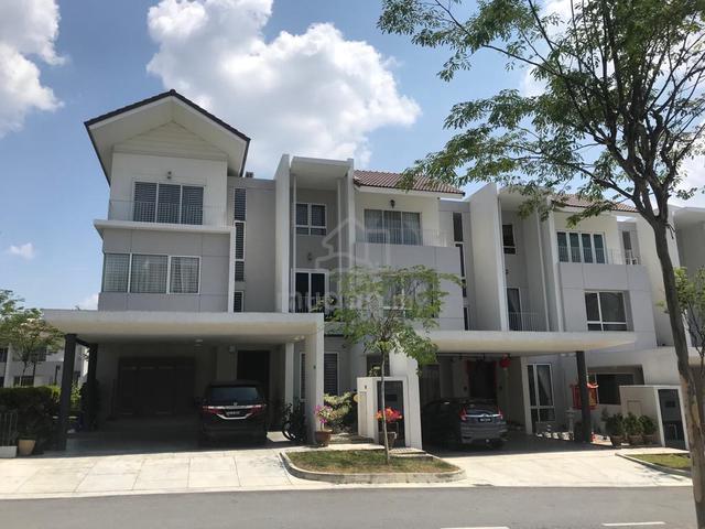 3 Storey Tamansari Camelia | Emerald , Anggun | Rawang | For Rent 1