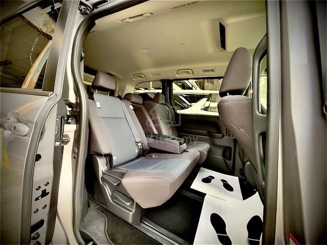 2023 Toyota NOAH 2.0 (A) - 5