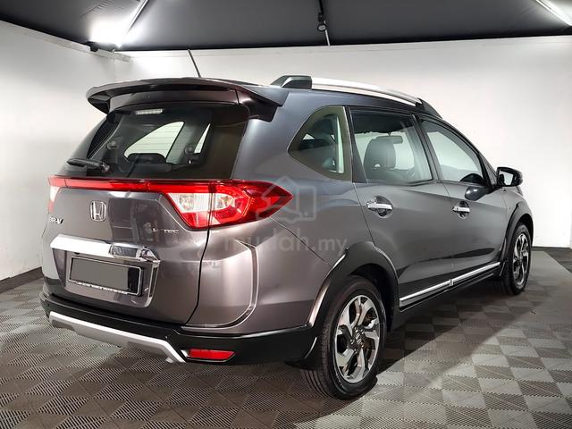 2017 Honda BR-V 1.5 V Spec 5-Years Warranty - 2