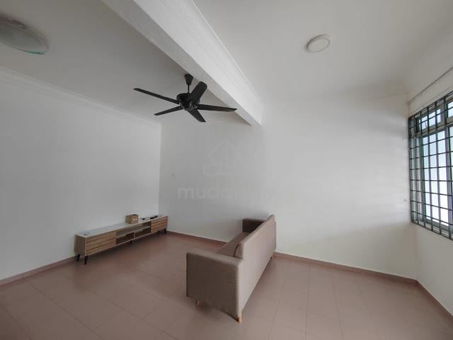 Endlot‼️ Saleng Senai Double Storey Terrace House For Rent 1