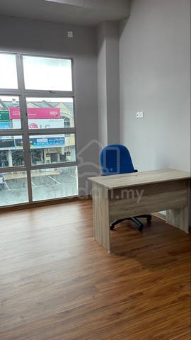 Office unit for rent 1