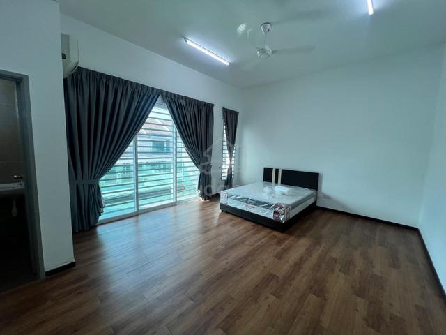 Bukit banyan azelia 2 story terrace for rent 1