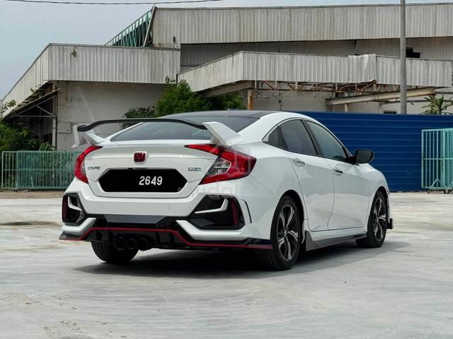 2017 Honda CIVIC 1.5 TC-PREMIUM 57k km - 2