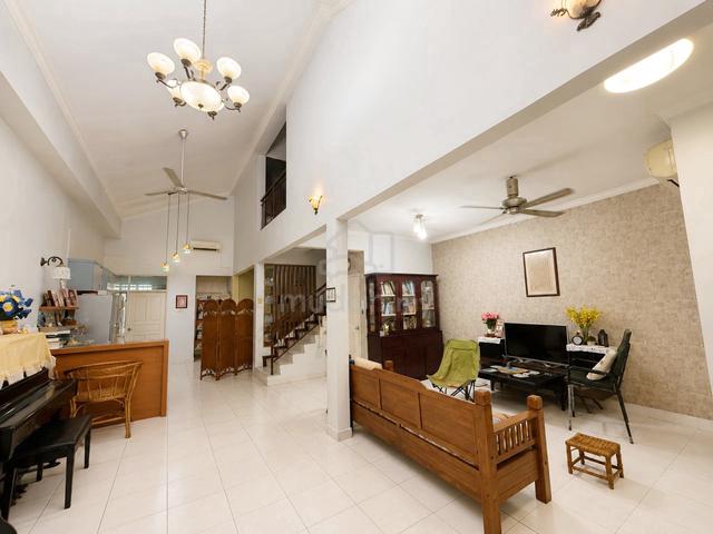 Molek Cottage, Taman Molek 1.5 Storey Terrace House Reno Unblock GnG 1