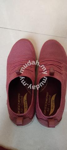 skechers super light