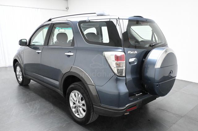2011 Toyota RUSH 1.5 G FACELIFT (A) TIPTOP - 4