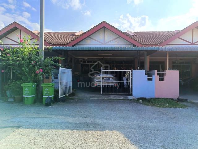Teres setingkat taman psj sg karng 1