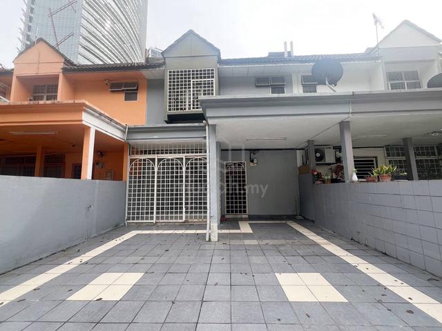 Facing Open Double Storey Terrace House Taman Kelana Indah SS7 KJ 1