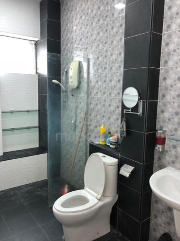 2 Storey Terrace House For Rent at Batu Maung,Penang -1400sqft -Build 1