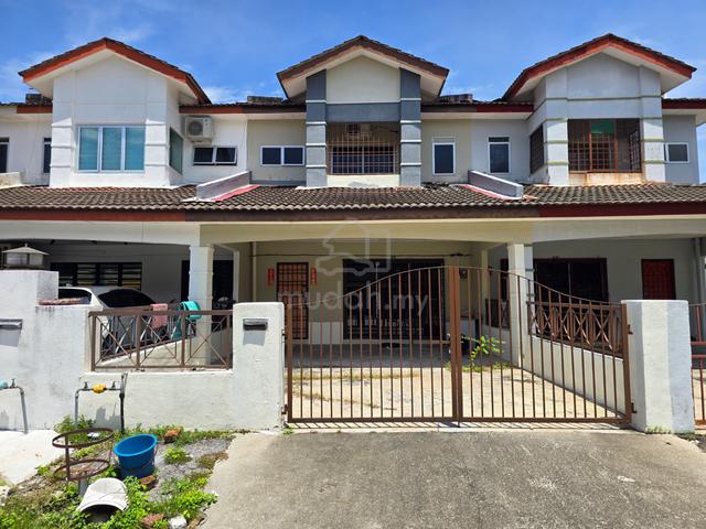 Double Storey House At Taman Bandar Baru Utama, Kampar, Perak. 1