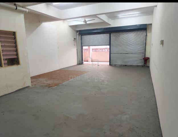 Selayang Centre Point Shop Lot 1