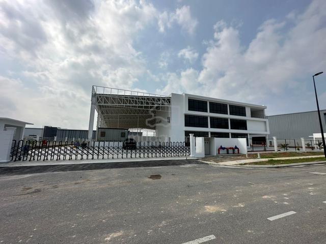 3 Storey Detached Factory for Sale Puncak Alam 1