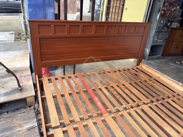 king bed - photo 4 of 6