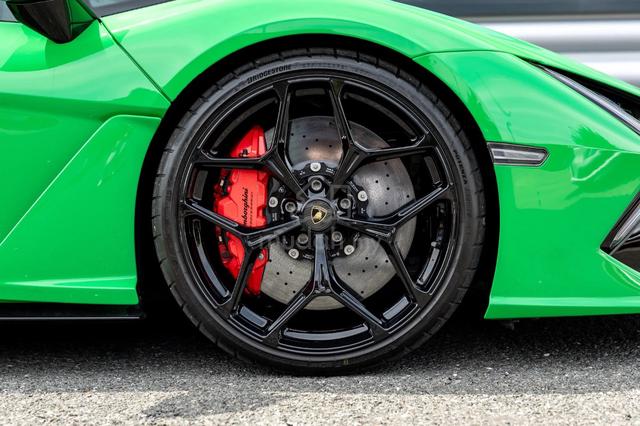 2024 Lamborghini Revuelto AD PERSONAM - 4