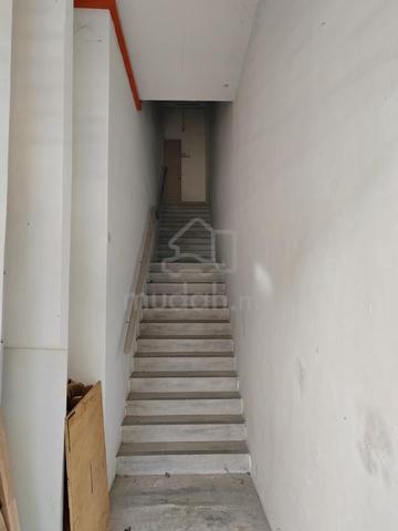 Shop for rent , Lestari Perdana, Puncak Jalil, Seri Kembangan 1