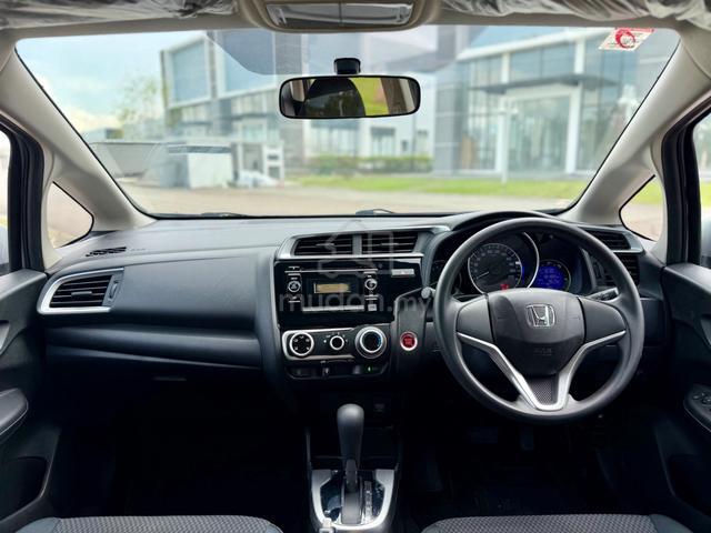 2018 Honda JAZZ 1.5 S (A) Mileage 1k - 5