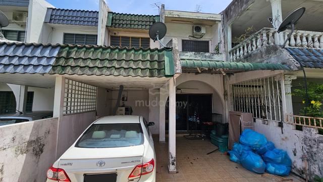 Renovated 2storey Terrace House Facing Field 1