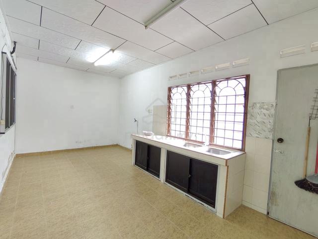 FREEHOLD 22x70🔥 Single Storey Taman Merbok Bukit Baru, Beruang Katil 1