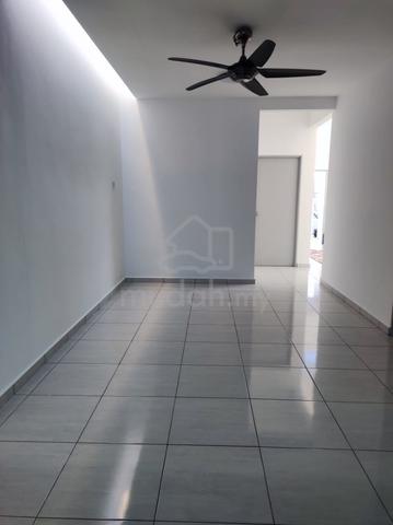 Rumah teres end lot untuk di jual‼️ 1