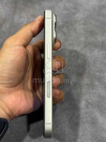 IP 17pro 512gb - photo 3 of 4