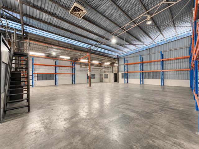 1½ Storey Semi D Factory at Taman Waja, Kulim 1