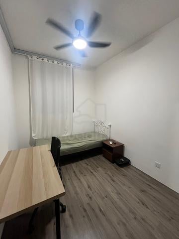 Henna Residence Fully Furnished Single Room. 1