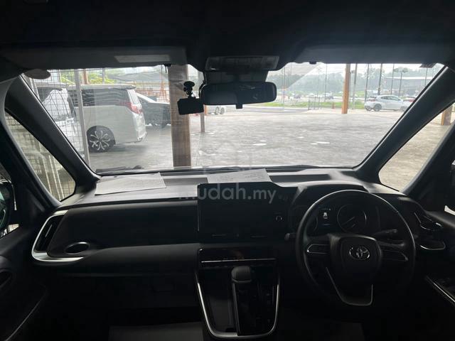 2023 Toyota VOXY 2.0 S-G - 5