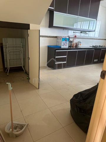 Best Buy SUNGAI DUA Near USM Jalan Merak 2sty terrace 1150sf renovated 1