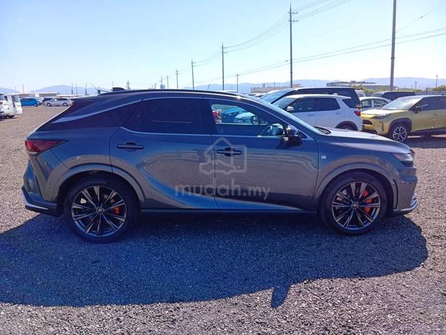 2023 BOOKNOW MLevinson Lexus RX350 2.4 F SPORT - 4