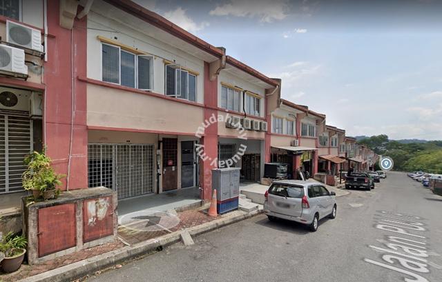 2 storey shoplot, PUJ8 taman puncak jalil, seri kembangan 1