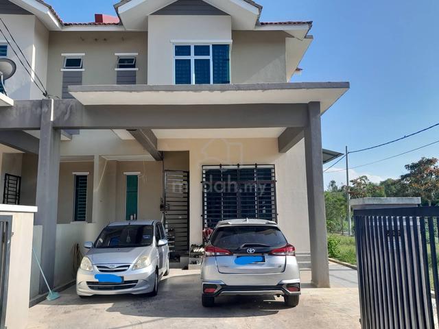 Rumah sewa Teres 2 tingkat corner lot 1