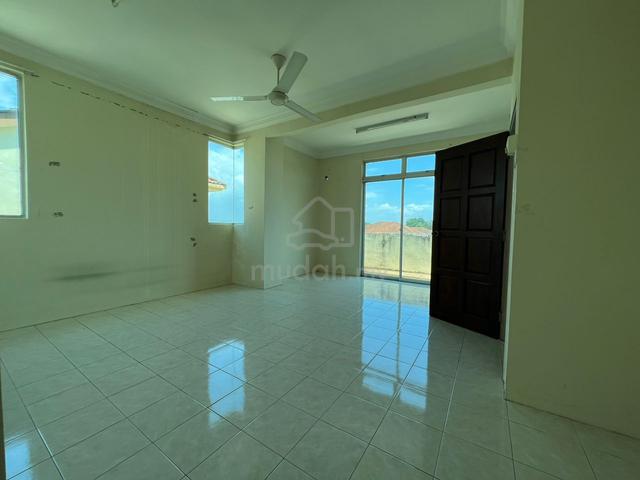 2.5 Storey Semi D @ Taman Cendana @ Juru 1