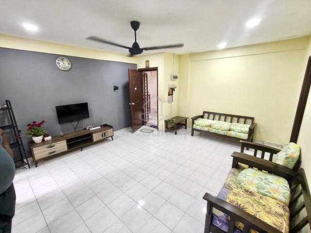 Sri Intan (Bandar Seri Alam) 1