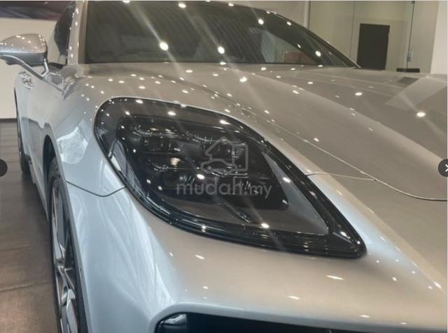 2025 Porsche PANAMERA 4.0 GTS (A) - 4