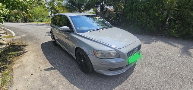 2007 Volvo V50 2.5 T5 (A) - 1