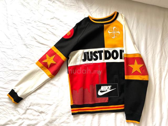 sweatshirt nike shanghai Clothes for sale in Sepang Selangor