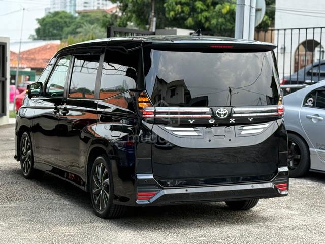 POWER BOOT DIM GRADE4 ✨I 2022 Toyota VOXY S-Z ✨ - 5
