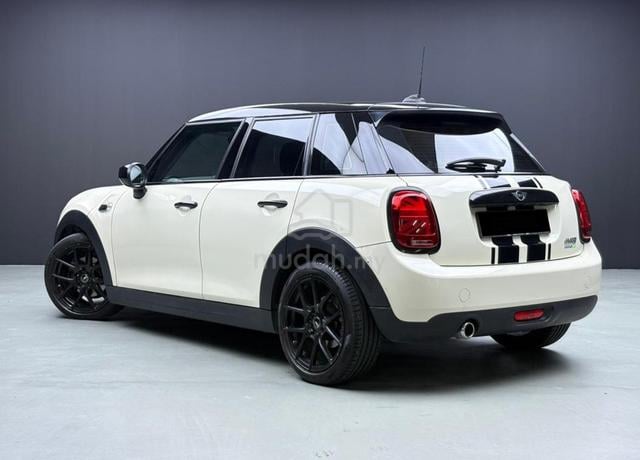 MIL88k 2019 Mini COOPER 1.5 Rear Cam DCT Version - 2
